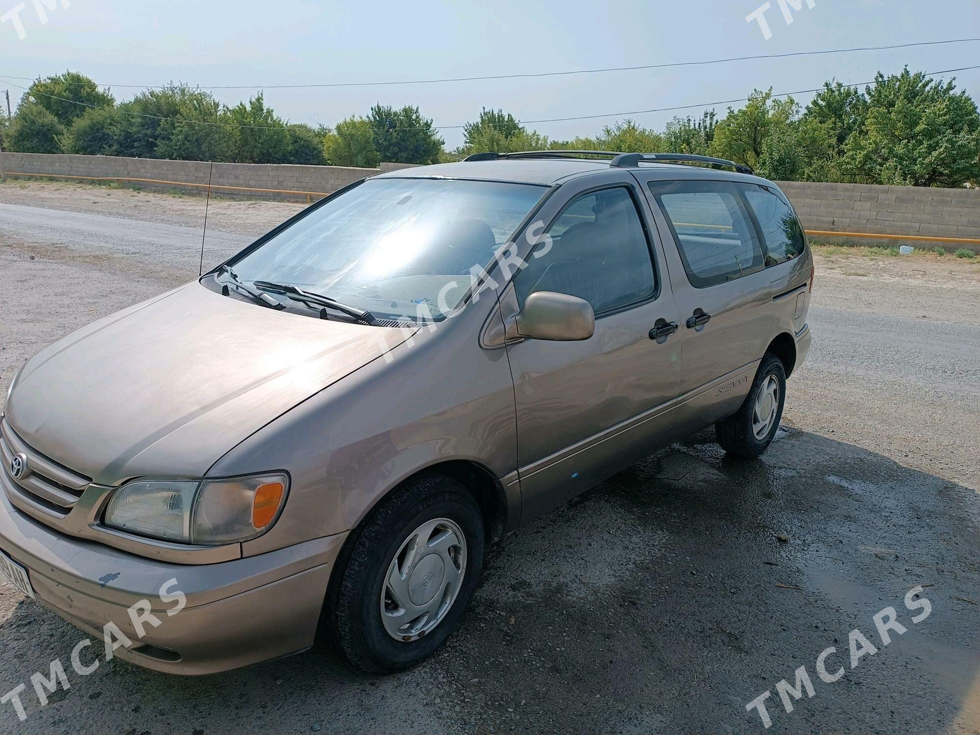 Toyota Sienna 2005 - 130 000 TMT - Bäherden - img 4