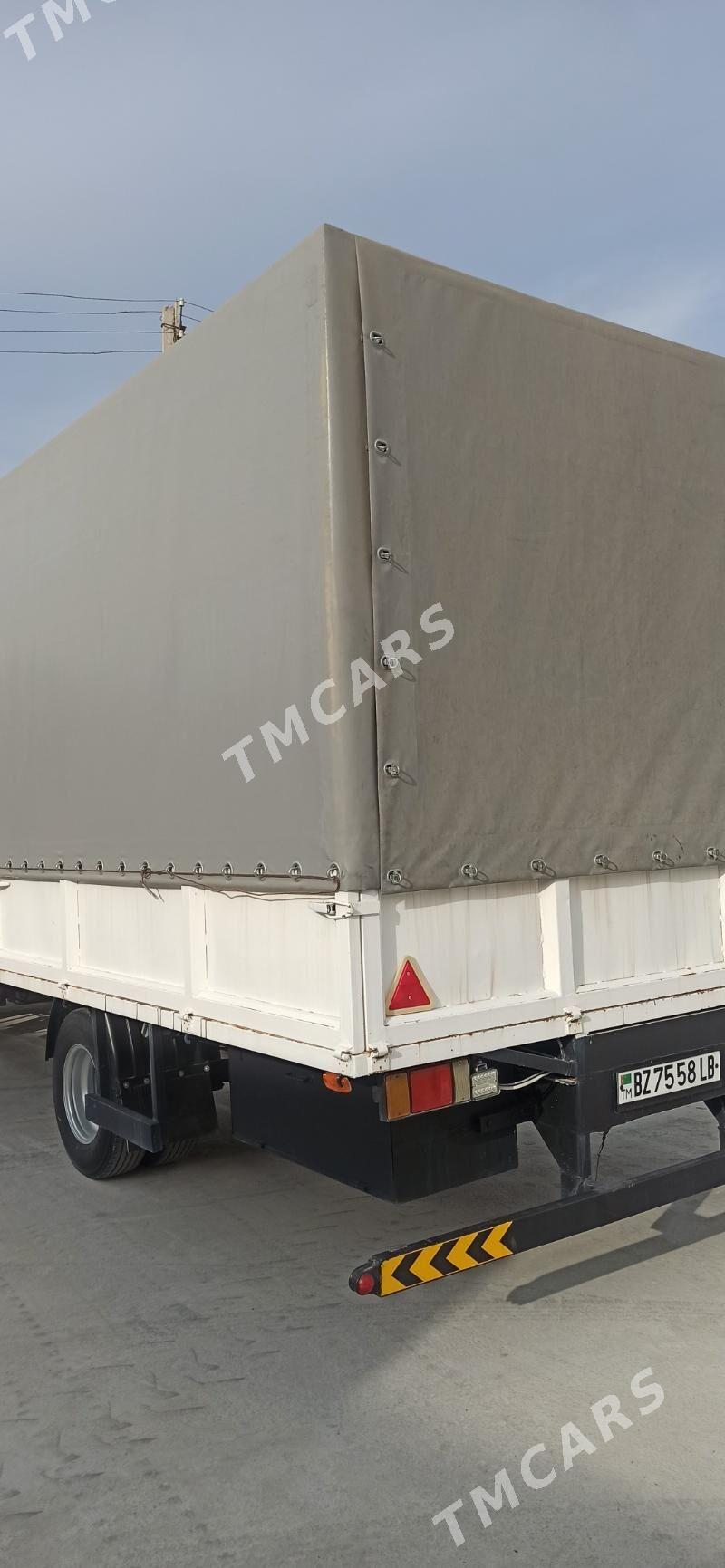 Isuzu Elf 2020 - 465 000 TMT - Türkmenabat - img 7