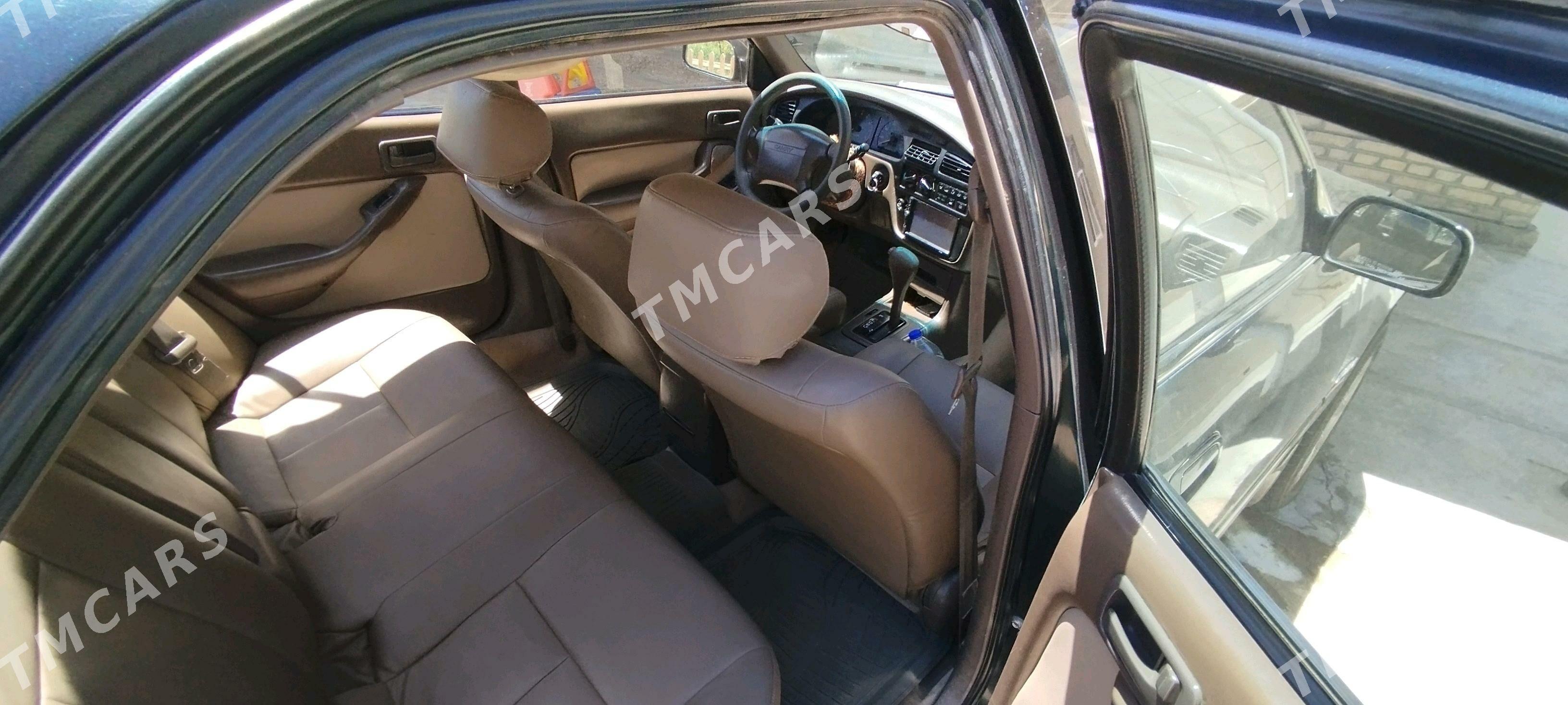 Toyota Camry 1994 - 90 000 TMT - Сакарчага - img 5