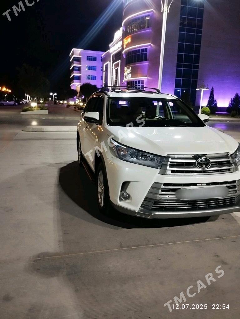 Toyota Highlander 2019 - 440 000 TMT - Туркменабат - img 3