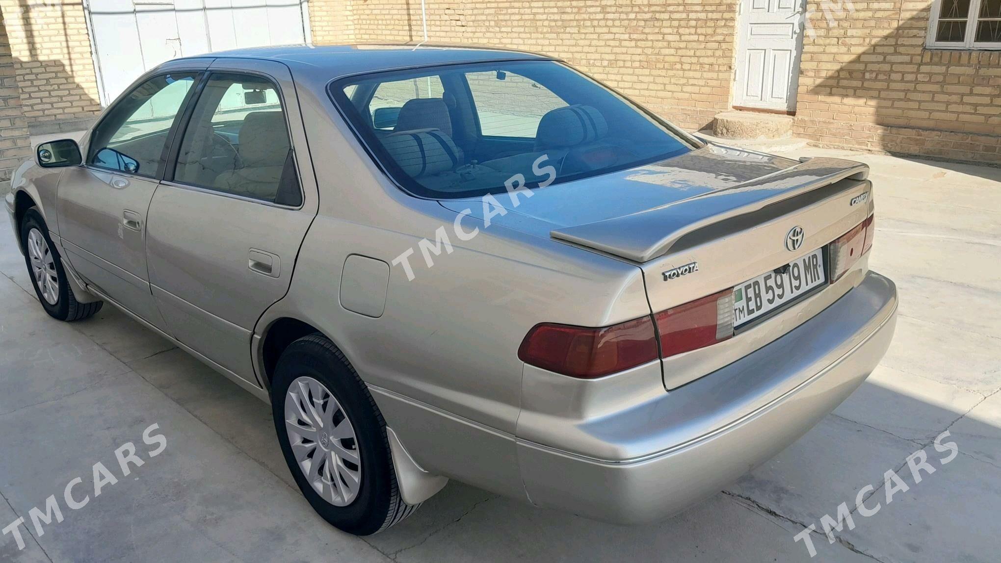 Toyota Camry 2001 - 105 000 TMT - Туркменгала - img 5