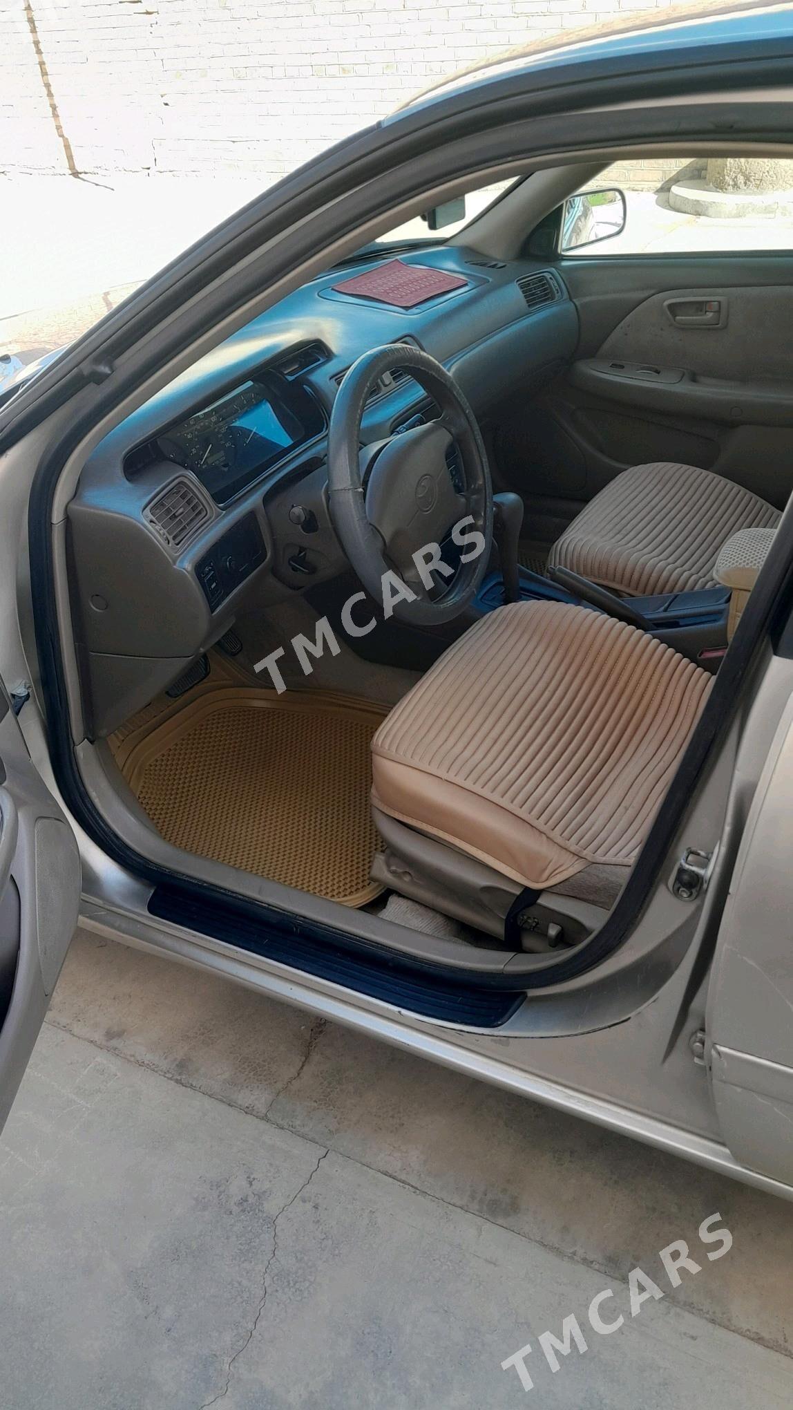 Toyota Camry 2001 - 105 000 TMT - Туркменгала - img 4