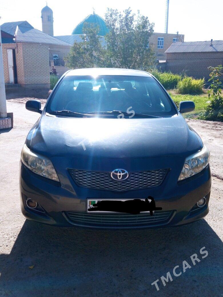 Toyota Corolla 2010 - 135 000 TMT - Мары - img 3