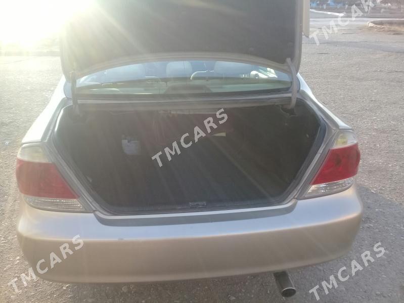 Toyota Camry 2005 - 150 000 TMT - Seýdi - img 8