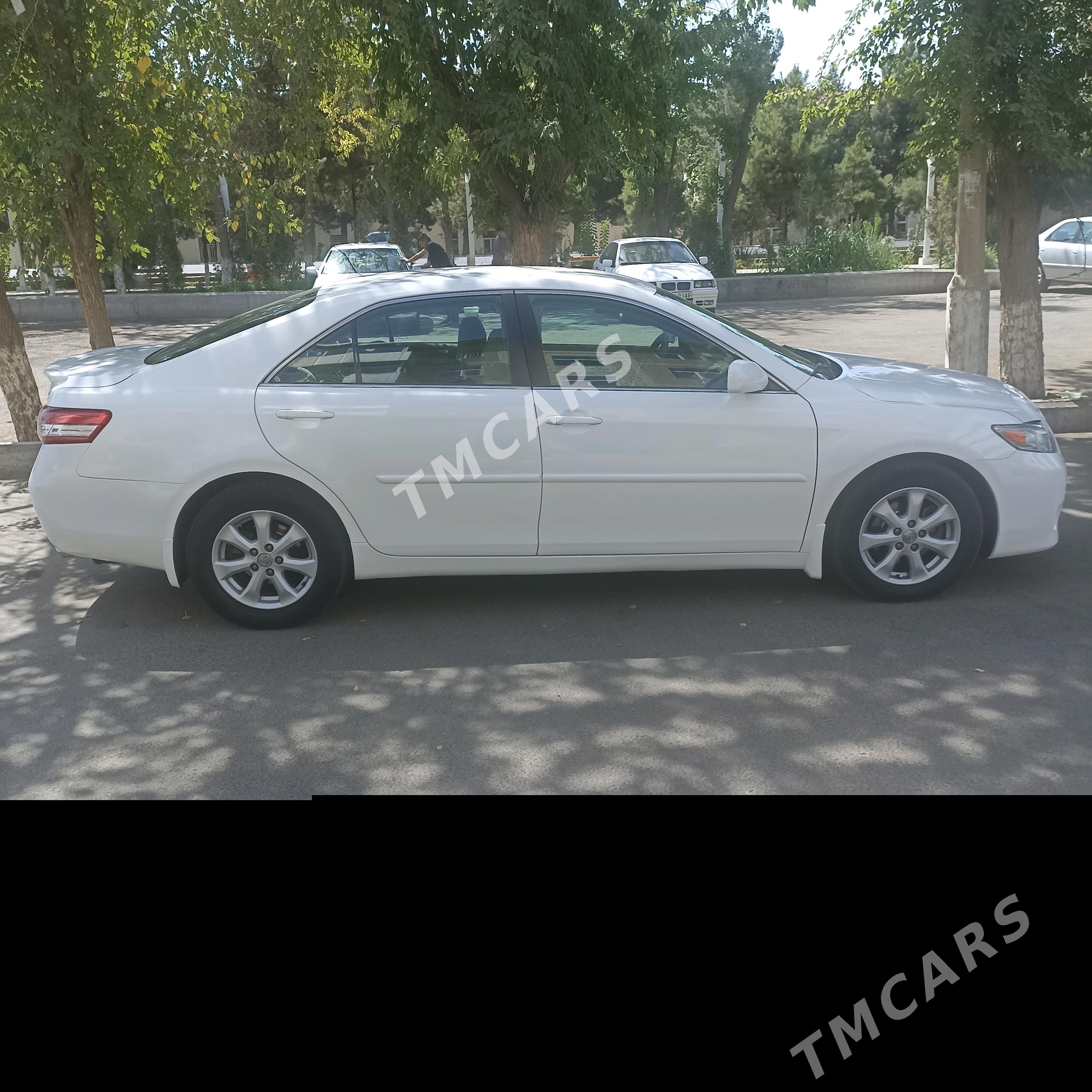Toyota Camry 2010 - 165 000 TMT - Мары - img 3