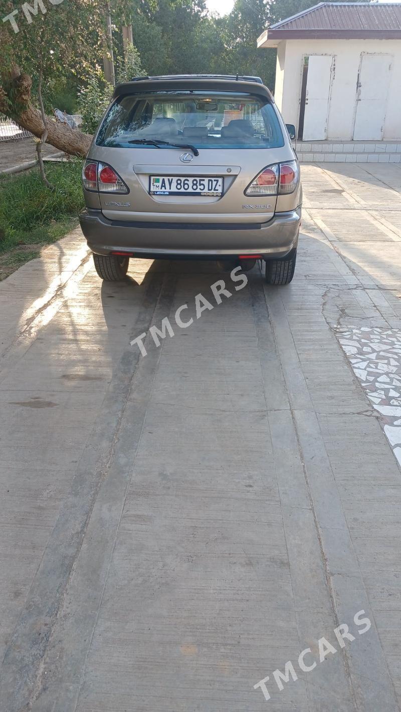 Lexus RX 300 2000 - 185 000 TMT - Гурбансолтан Едже - img 3