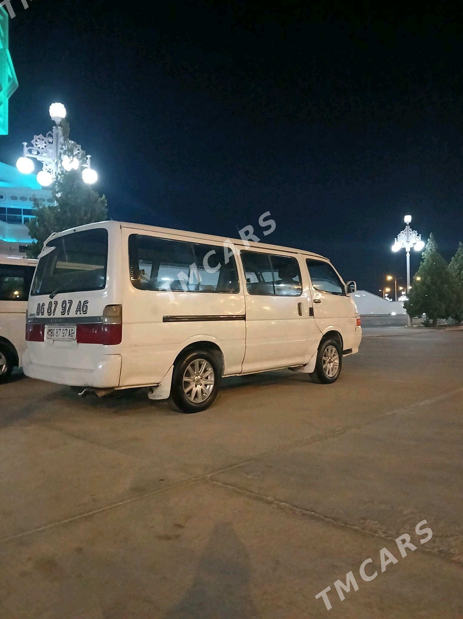 Toyota Hiace 2003 - 115 000 TMT - Aşgabat - img 3