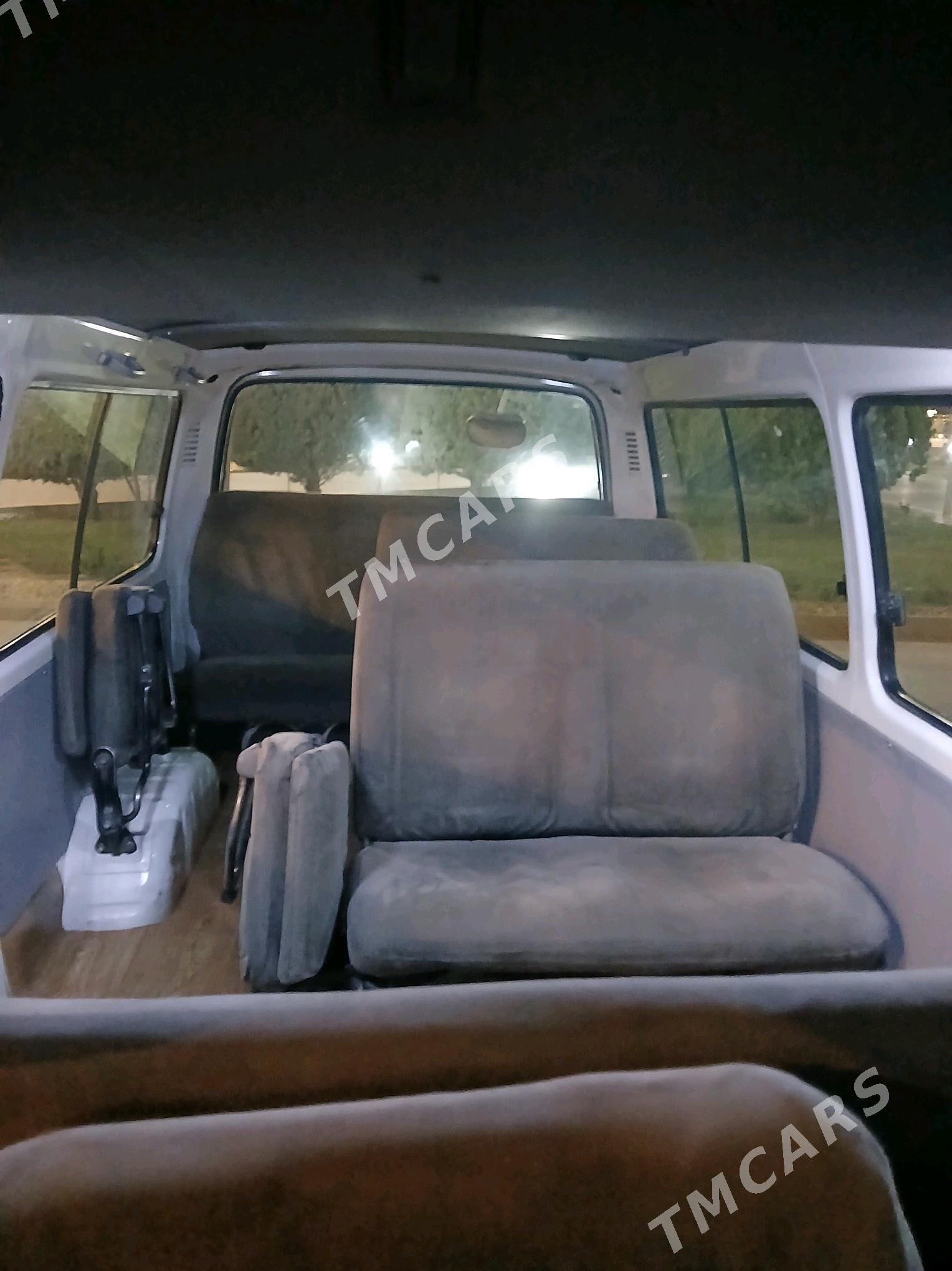 Toyota Hiace 2003 - 115 000 TMT - Aşgabat - img 5