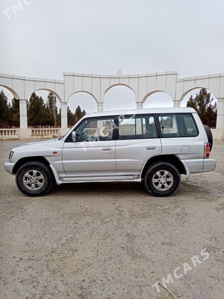 Mitsubishi Pajero 2000 - 80 000 TMT - Bereket - img 5