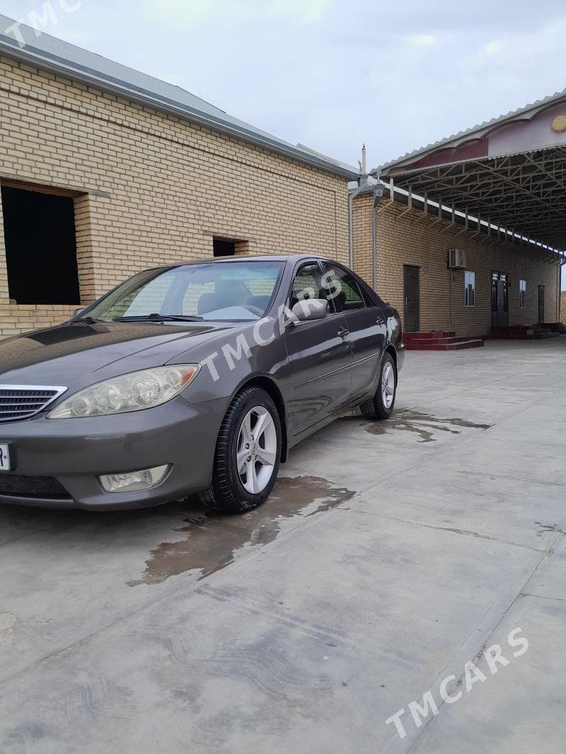 Toyota Camry 2003 - 170 000 TMT - Мары - img 3