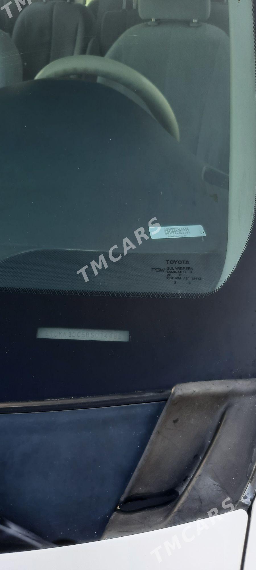 Toyota Sienna 2010 - 280 000 TMT - Дашогуз - img 5