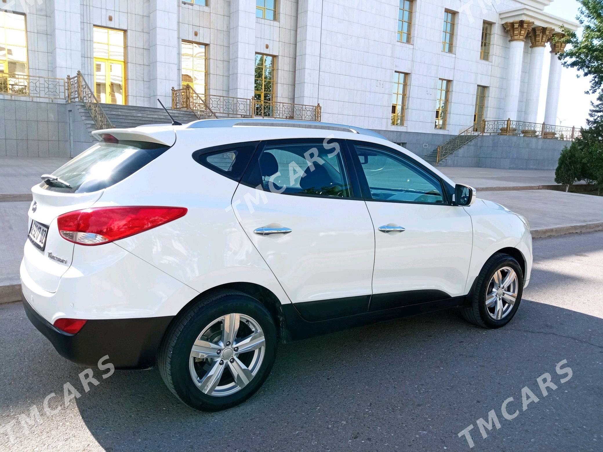 Hyundai Tucson 2011 - 169 000 TMT - Дашогуз - img 4
