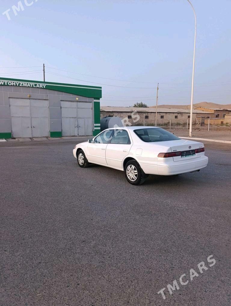 Toyota Camry 1999 - 130 000 TMT - Kerki - img 6