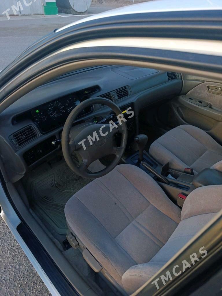 Toyota Camry 1999 - 130 000 TMT - Kerki - img 9