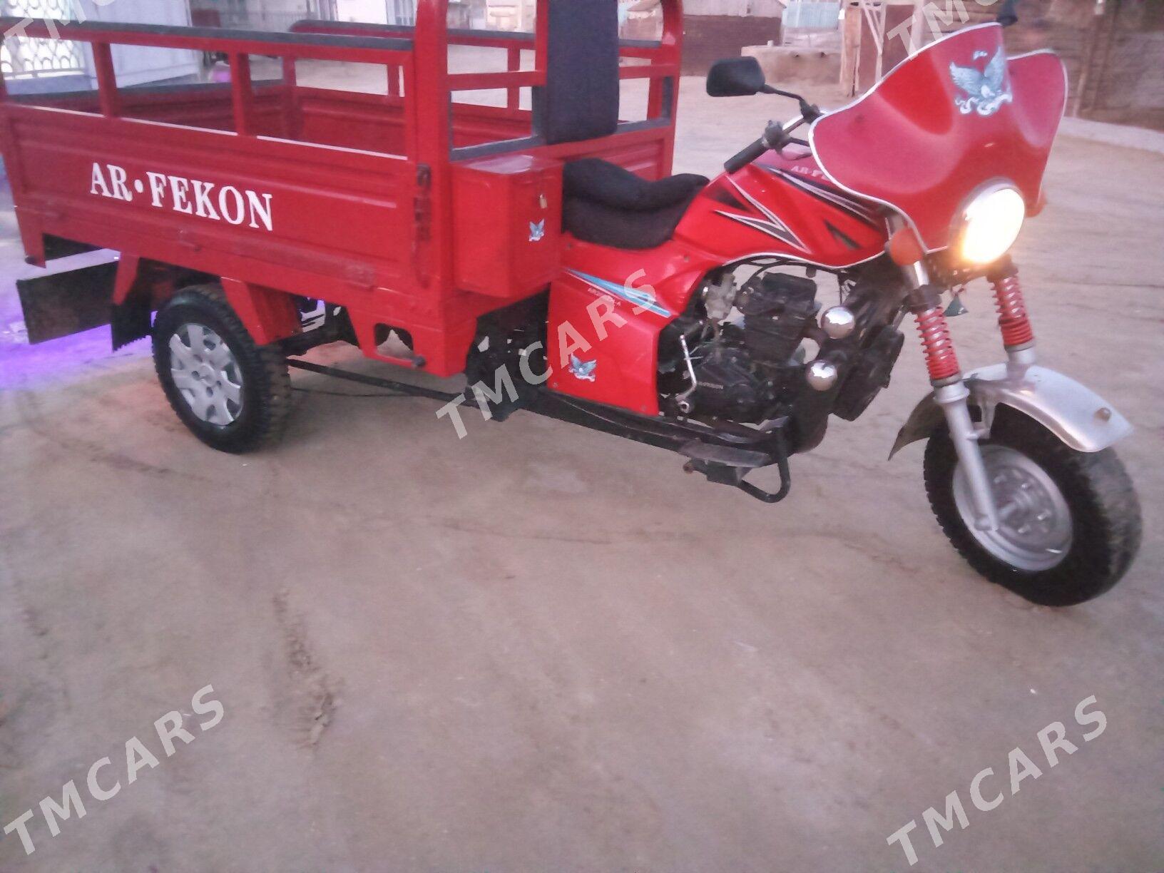 Fekon FK200-14G 2015 - 23 000 TMT - Esenguly - img 6