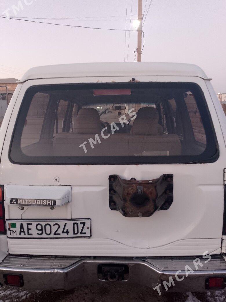 Mitsubishi Montero 1992 - 34 000 TMT - Дашогуз - img 2