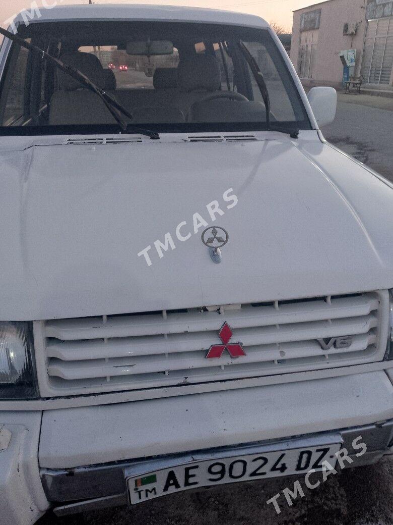 Mitsubishi Montero 1992 - 34 000 TMT - Дашогуз - img 1