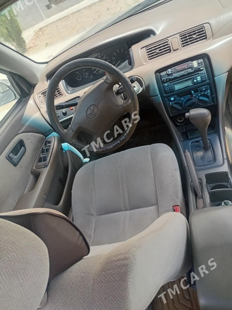 Toyota Camry 1999 - 105 000 TMT - Çärjew - img 5