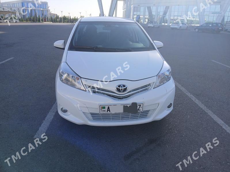 Toyota Yaris 2011 - 124 000 TMT - Дашогуз - img 5