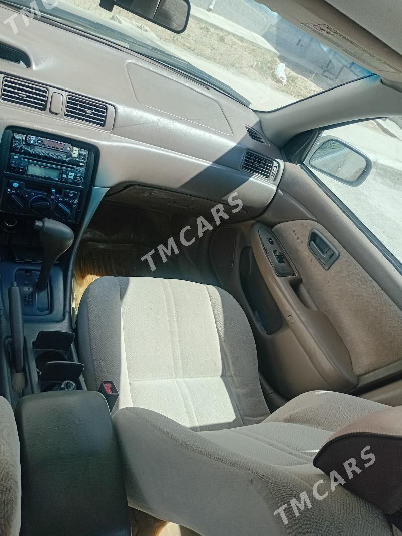 Toyota Camry 1999 - 105 000 TMT - Çärjew - img 2