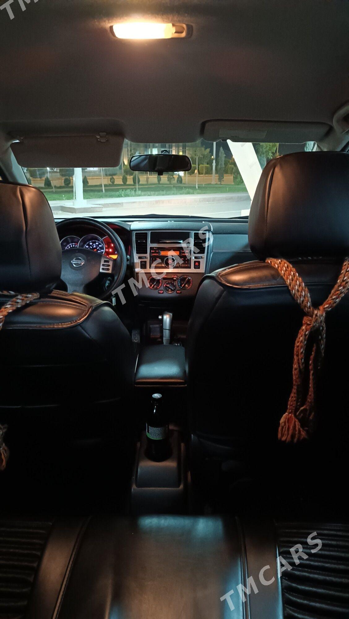 Nissan Versa 2011 - 100 000 TMT - Дашогуз - img 8