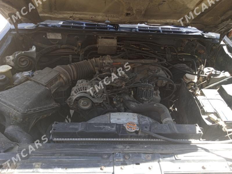 Mitsubishi Pajero 1994 - 70 000 TMT - Дянев - img 7