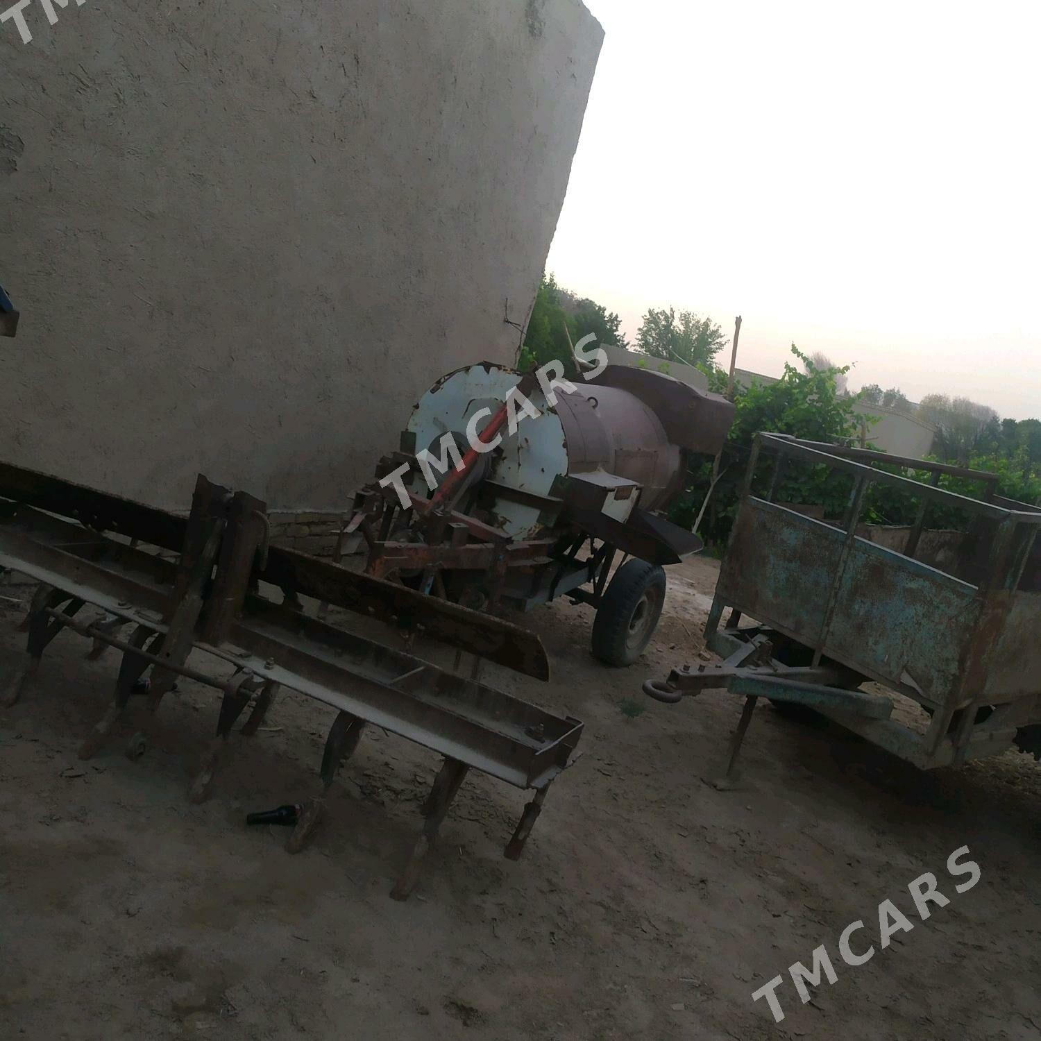 MTZ 80 2000 - 200 000 TMT - Şabat etr. - img 5