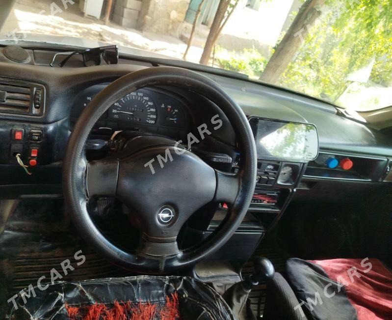 Opel Vectra 1991 - 27 000 TMT - Койтендаг - img 6