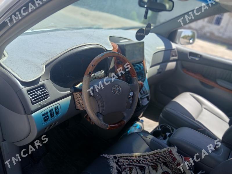 Toyota Sienna 2006 - 165 000 TMT - Дашогуз - img 8