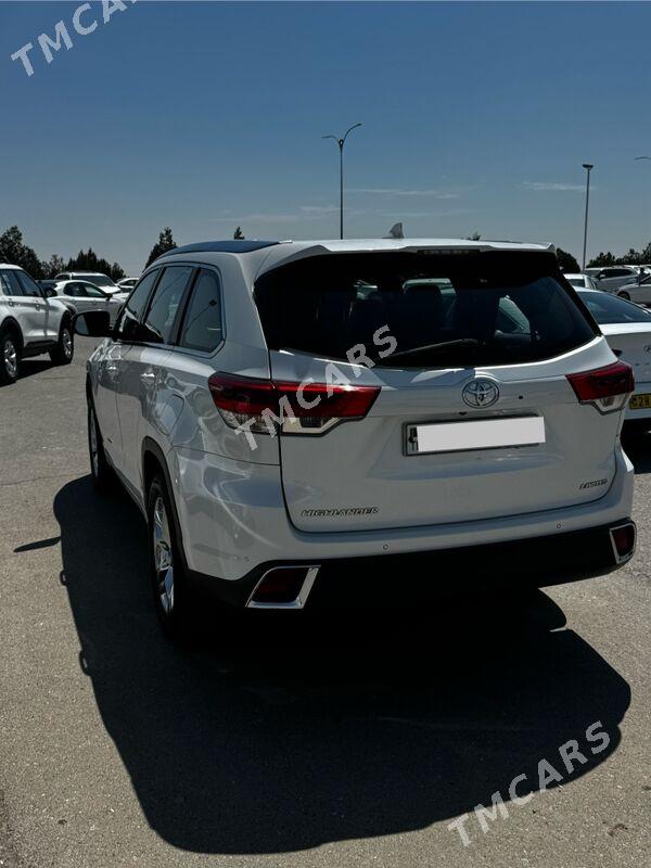 Toyota Highlander 2018 - 560 000 TMT - Aşgabat - img 2