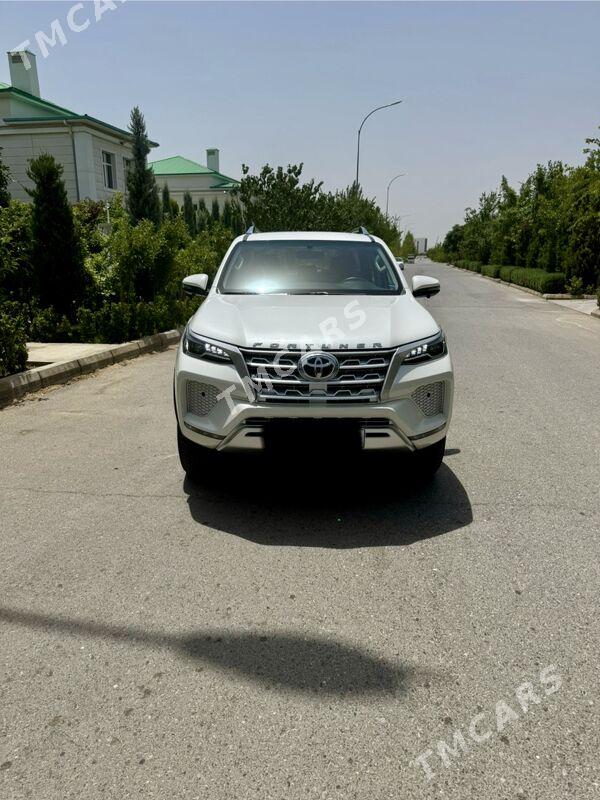 Toyota Fortuner 2021 - 590 000 TMT - Aşgabat - img 3