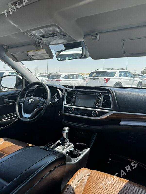 Toyota Highlander 2018 - 560 000 TMT - Aşgabat - img 3