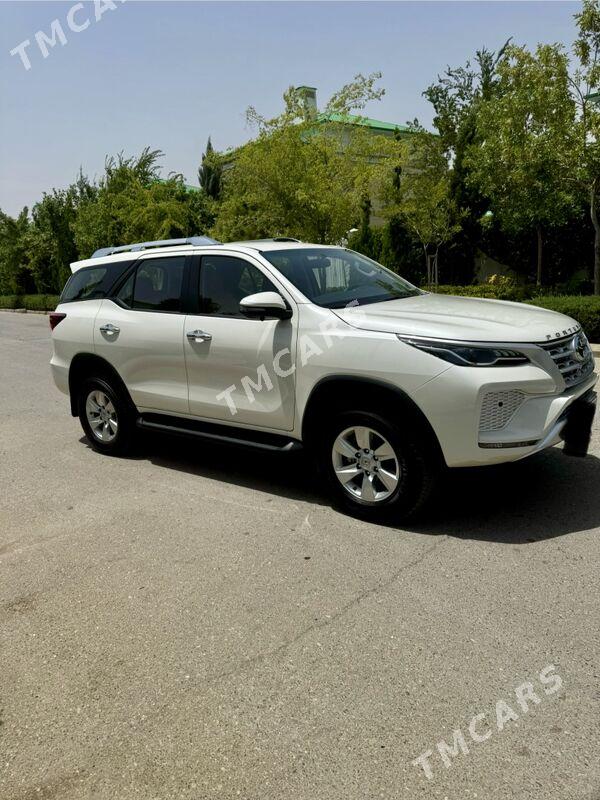 Toyota Fortuner 2021 - 590 000 TMT - Aşgabat - img 10