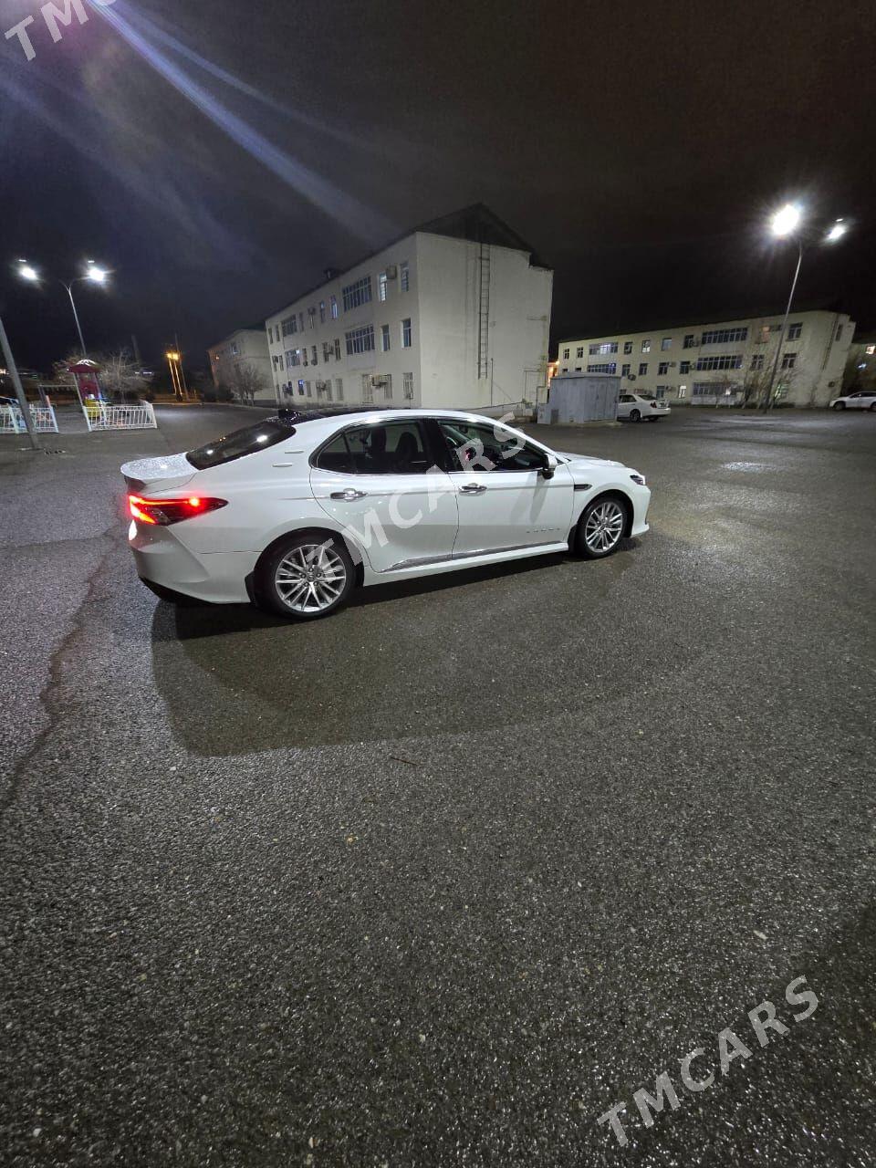 Toyota Camry 2022 - 490 000 TMT - Aşgabat - img 3