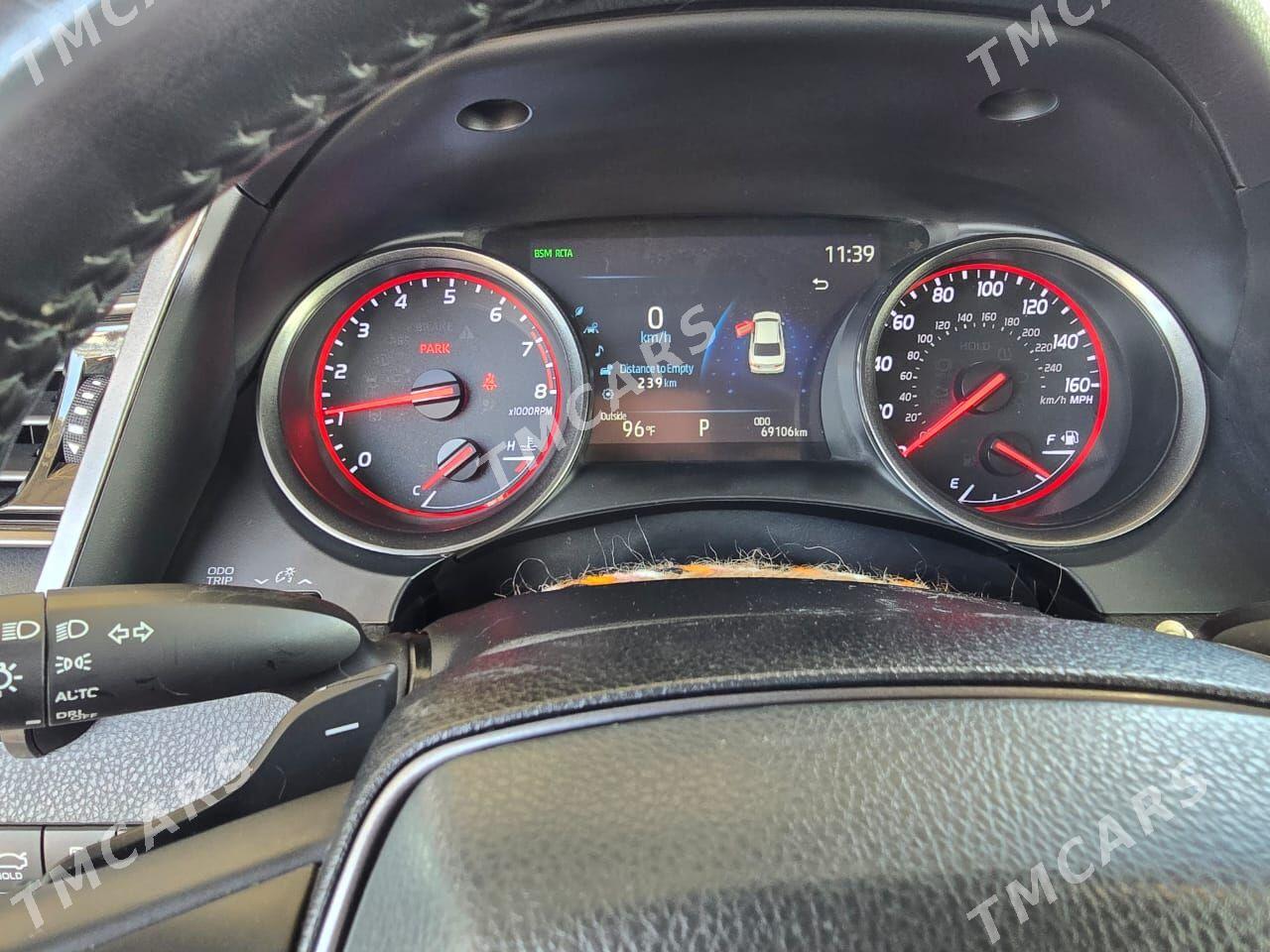 Toyota Camry 2022 - 490 000 TMT - Aşgabat - img 8