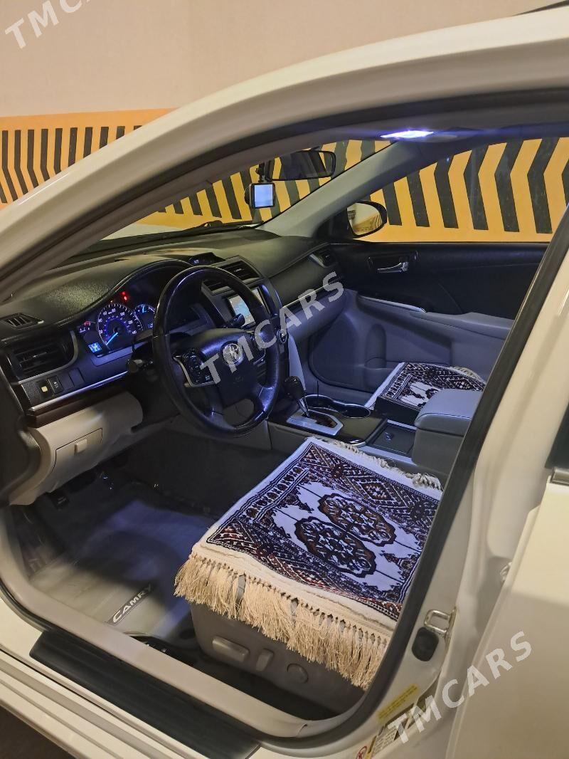 Toyota Camry 2014 - 240 000 TMT - Бузмеин - img 8