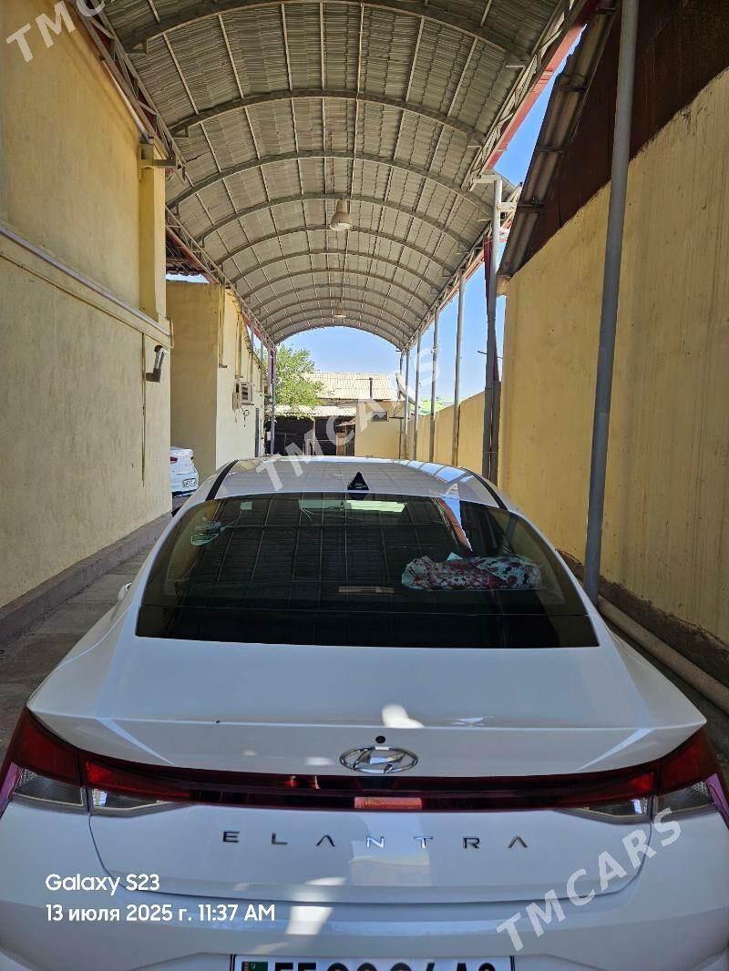 Hyundai Elantra 2021 - 260 000 TMT - Gurtly - img 3