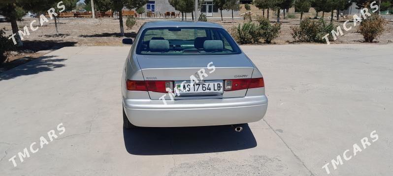 Toyota Camry 2000 - 140 000 TMT - Saýat - img 6