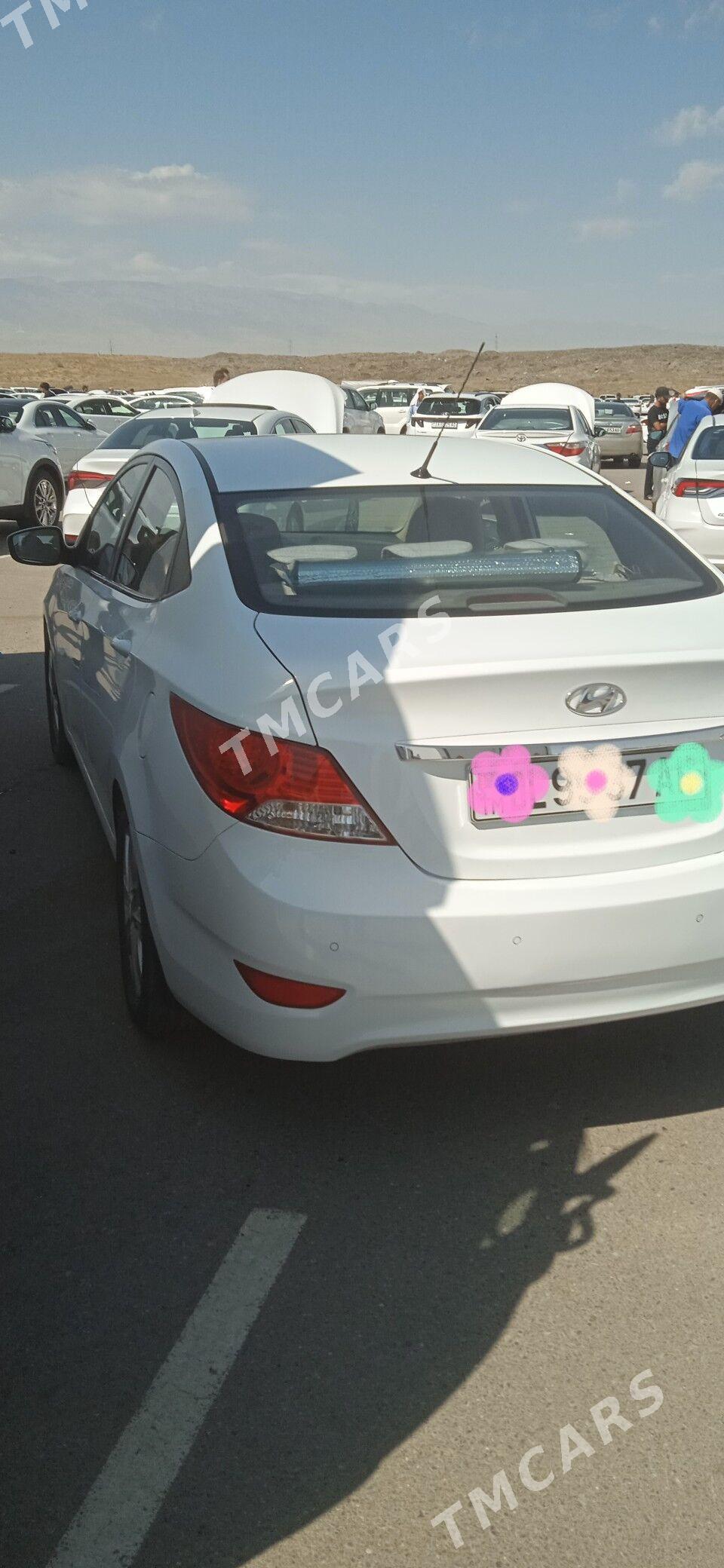 Hyundai Accent 2014 - 150 000 TMT - Анев - img 2