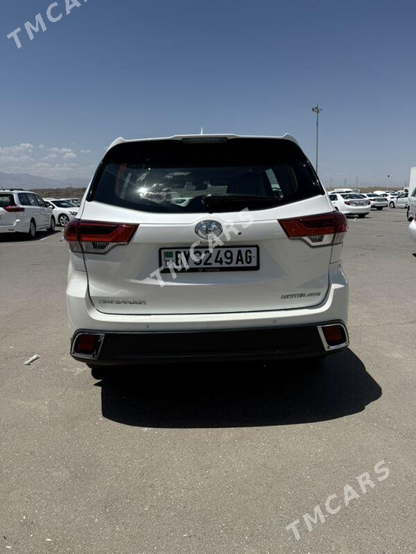 Toyota Highlander 2019 - 495 000 TMT - Ашхабад - img 3