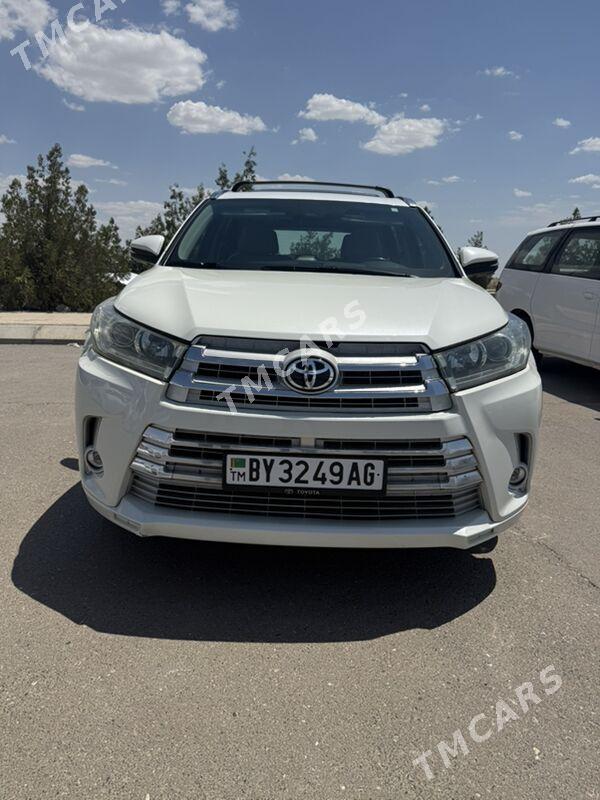 Toyota Highlander 2019 - 495 000 TMT - Ашхабад - img 4