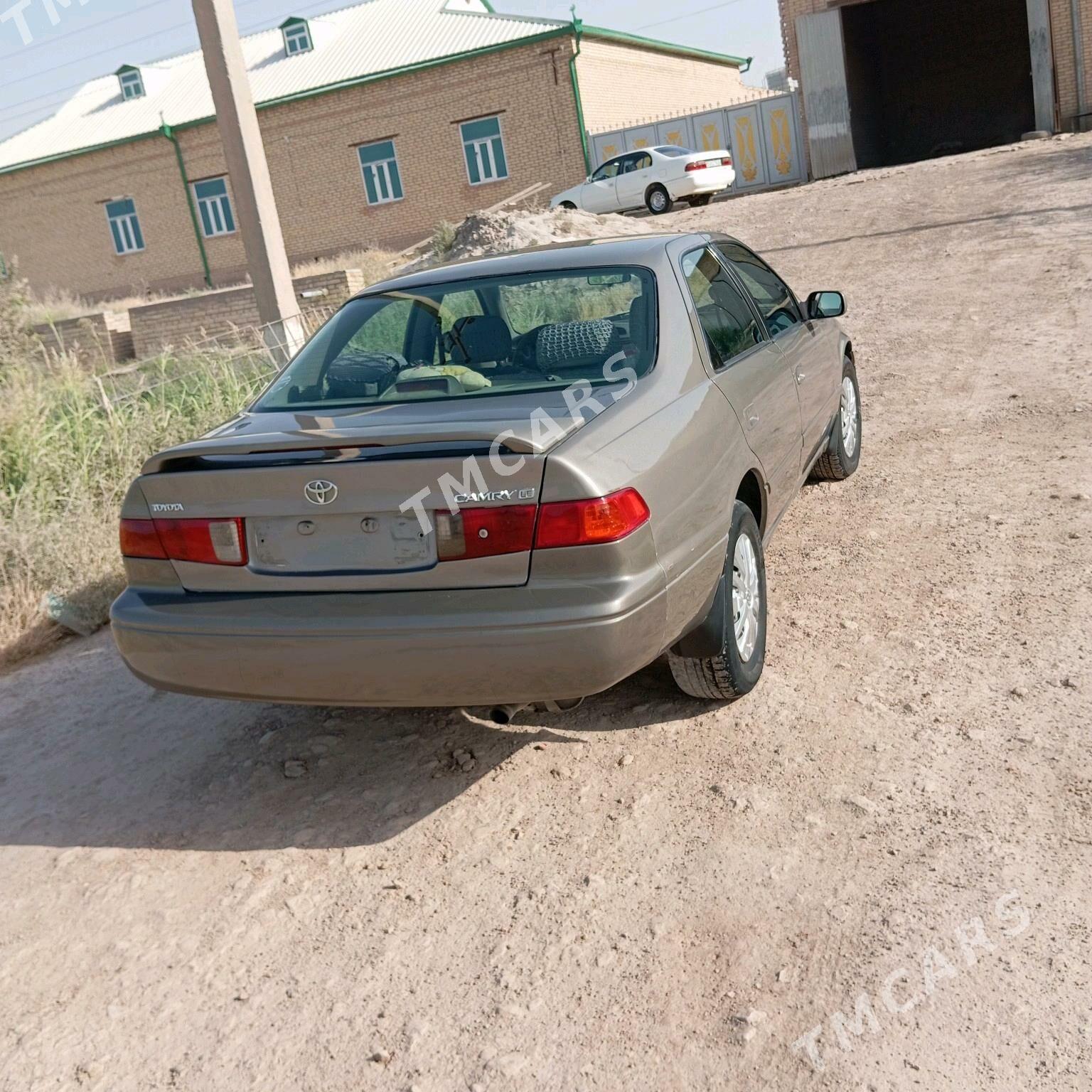 Toyota Camry 2001 - 135 000 TMT - Türkmenabat - img 3