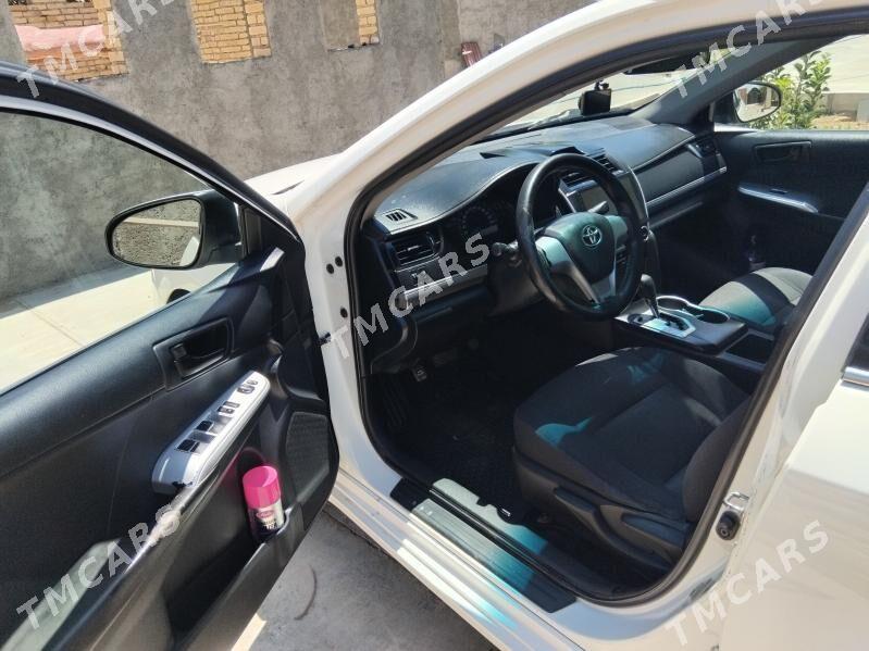 Toyota Camry 2013 - 190 000 TMT - Сейди - img 6