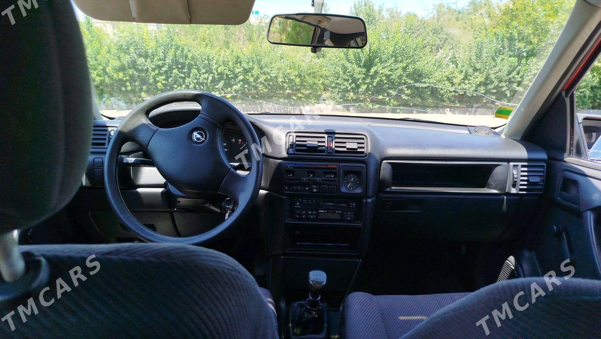 Opel Vectra 1992 - 53 000 TMT - Дашогуз - img 6