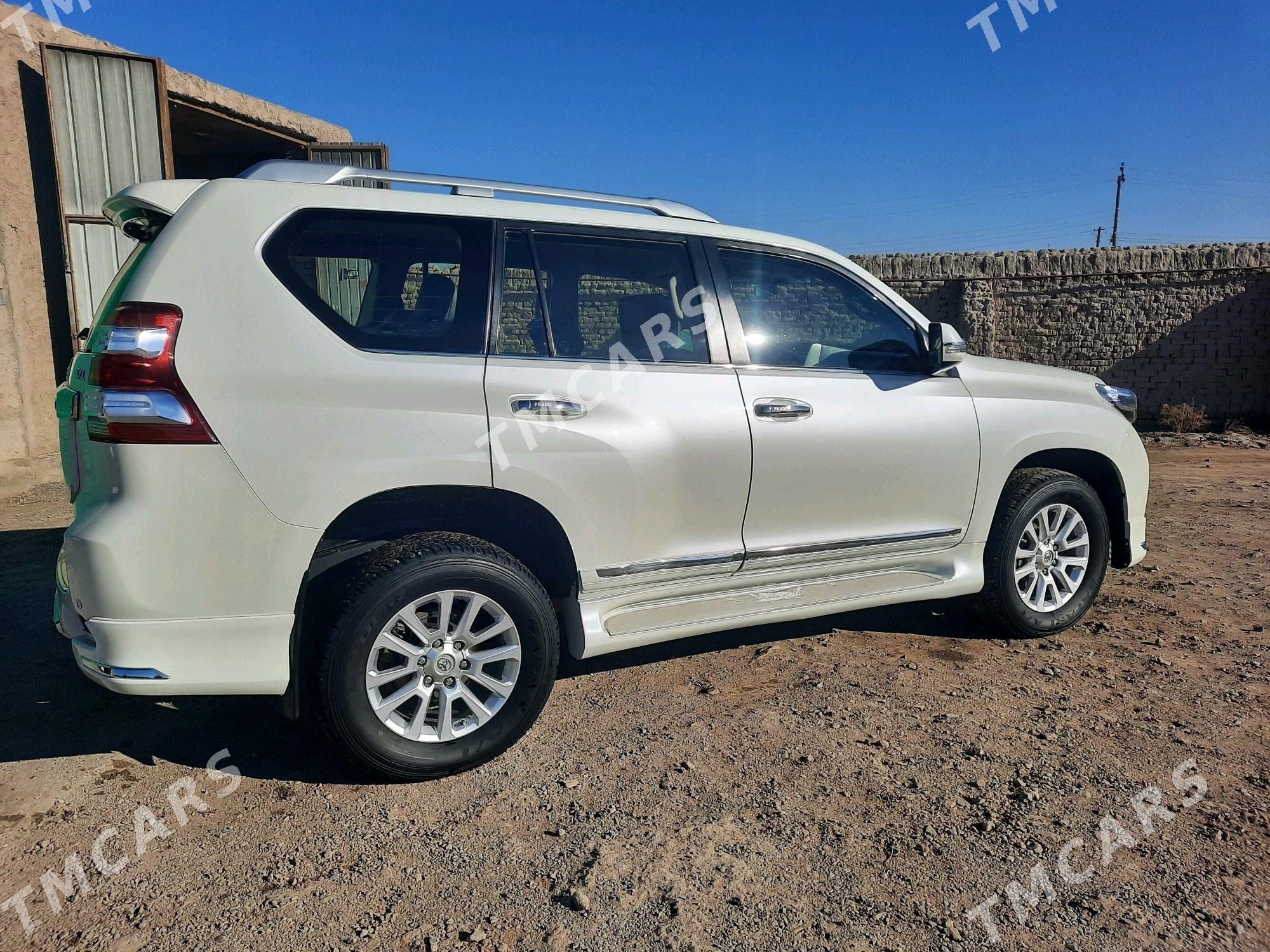 Toyota Land Cruiser Prado 2013 - 525 000 TMT - Köneürgenç - img 6