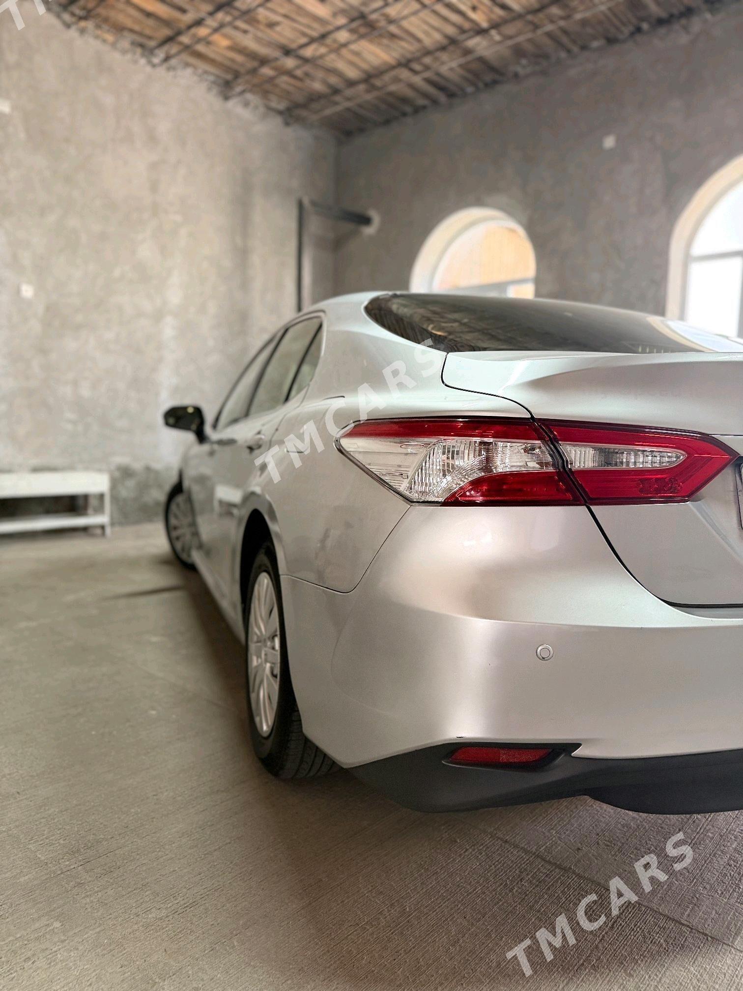 Toyota Camry 2019 - 250 000 TMT - Туркменабат - img 4