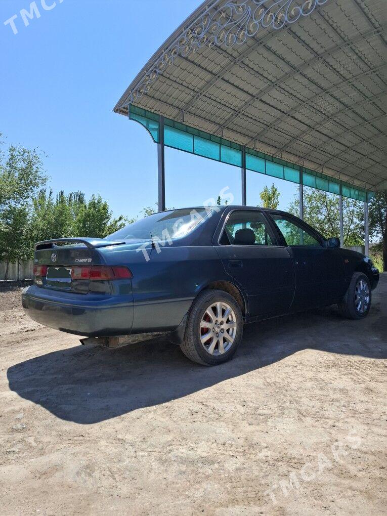 Toyota Camry 1998 - 100 000 TMT - етр. Туркменбаши - img 3