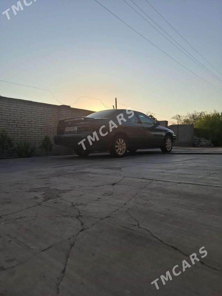 Toyota Camry 1998 - 100 000 TMT - етр. Туркменбаши - img 1