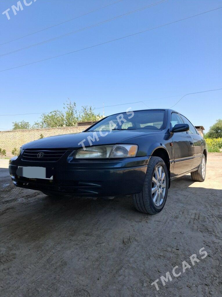 Toyota Camry 1998 - 100 000 TMT - етр. Туркменбаши - img 4