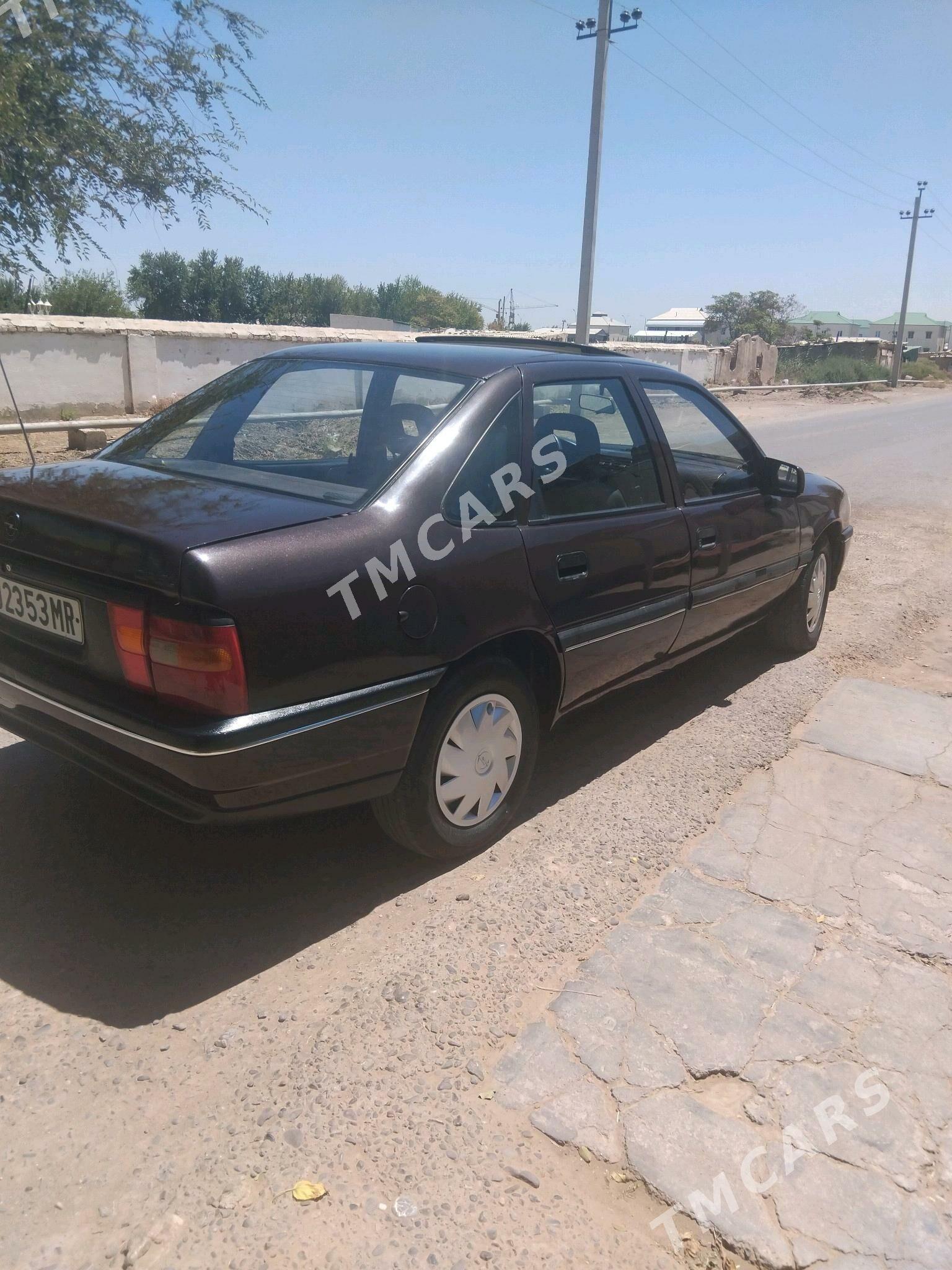 Opel Vectra 1994 - 33 000 TMT - Мургап - img 3